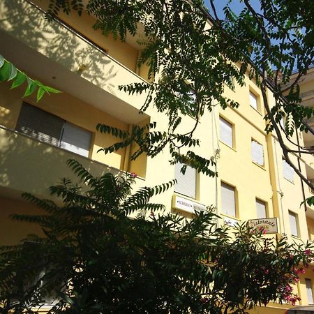 Albergo Roma ลันชาโน ภายนอก รูปภาพ