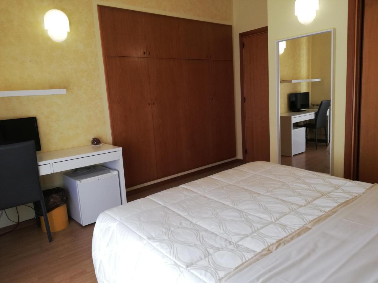 Albergo Roma ลันชาโน ภายนอก รูปภาพ