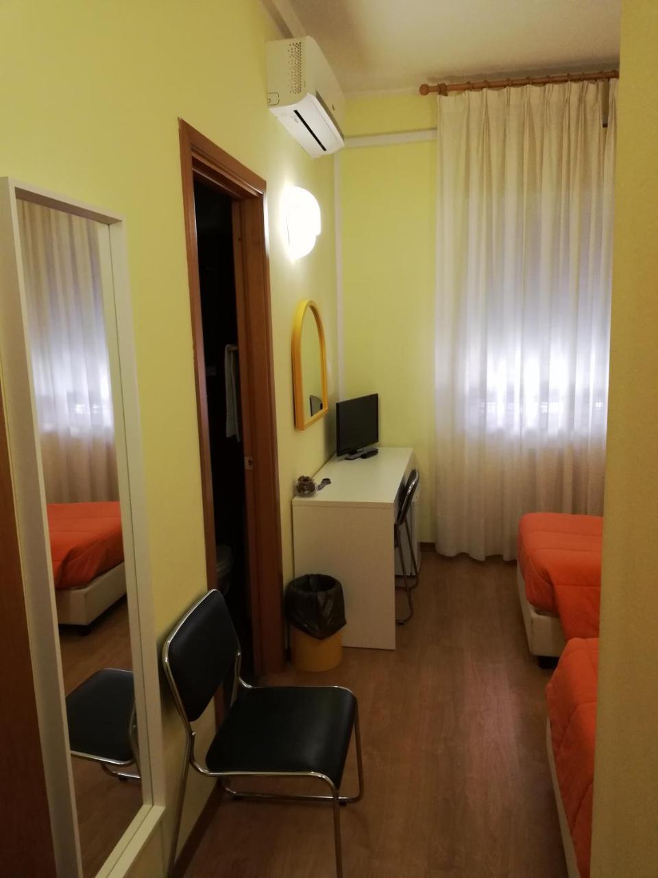 Albergo Roma ลันชาโน ภายนอก รูปภาพ