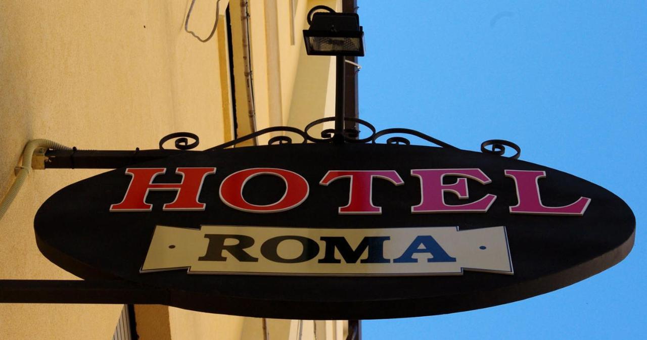 Albergo Roma ลันชาโน ภายนอก รูปภาพ